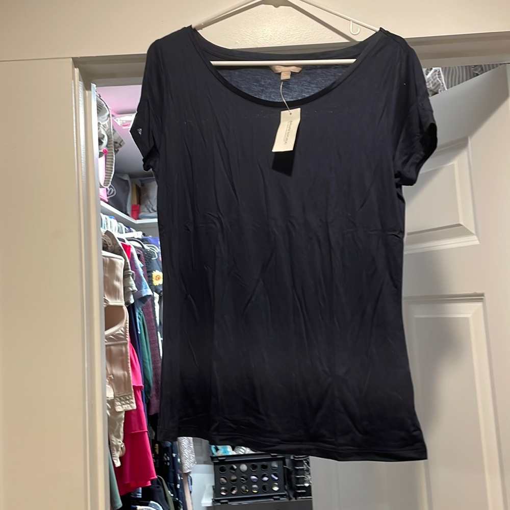 Navy blue scoop neck shirt